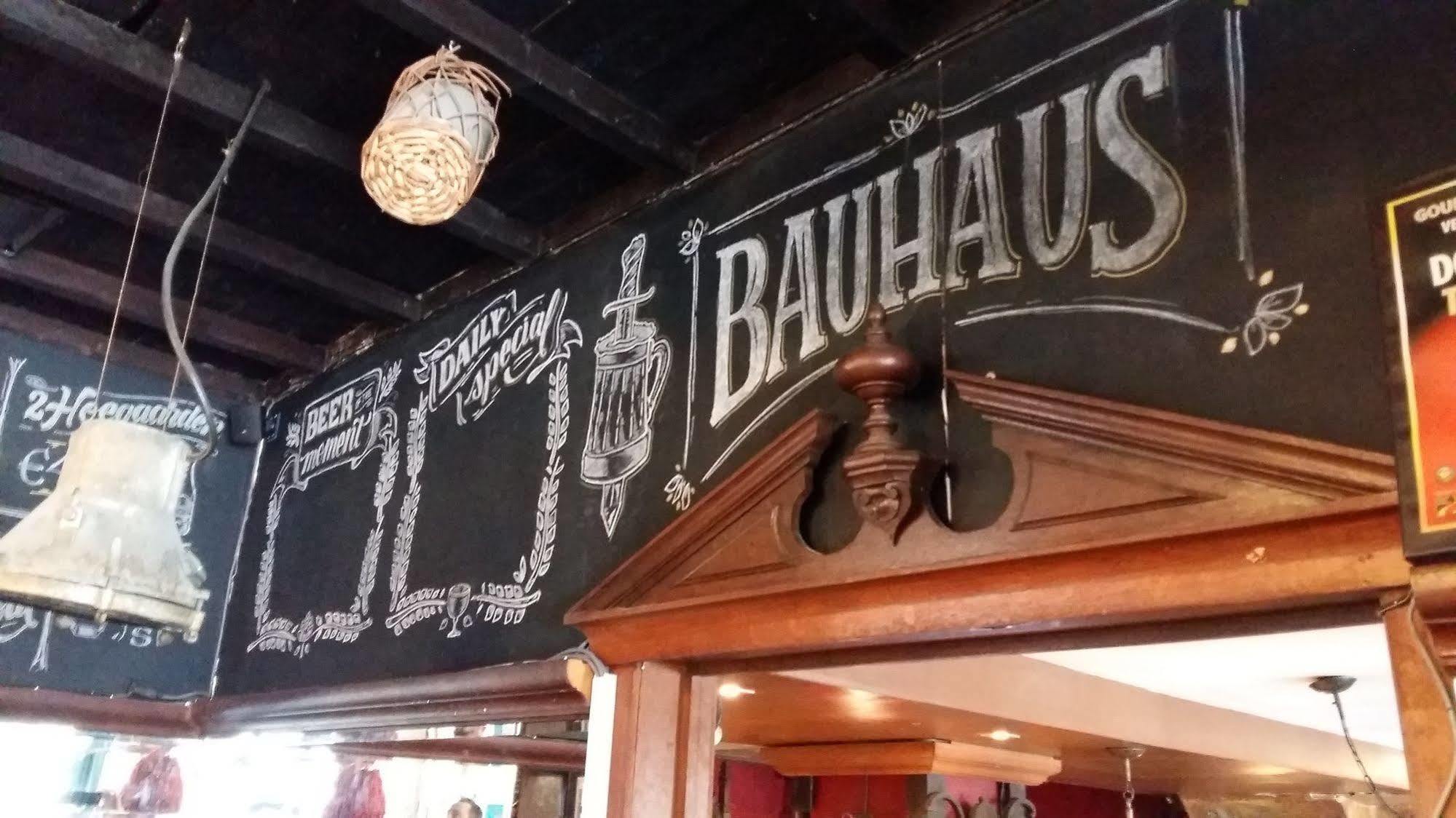 St Christopher'S Inn Hostel At The Bauhaus Bruges Exterior photo